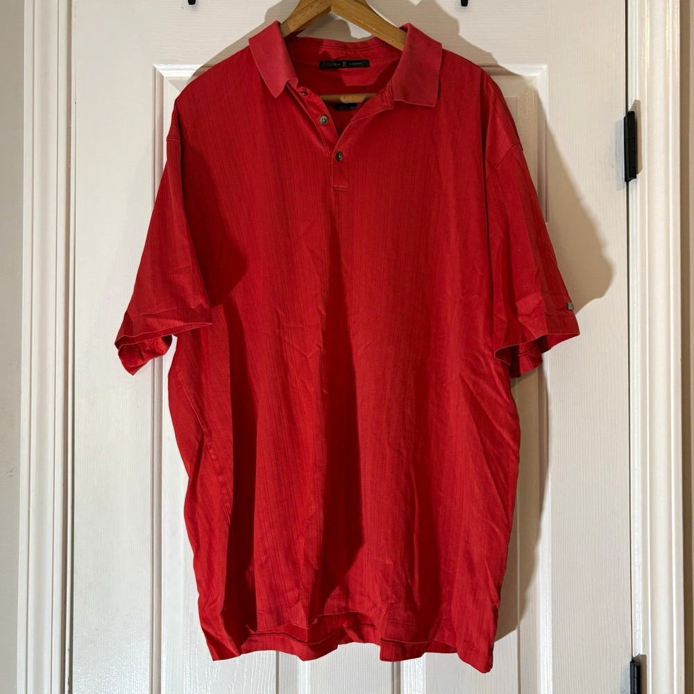 Tiger Woods Polo Men's 2XL Sunday Red Solid Short Sleeve Knit Collared Logo